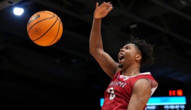 Eian Elmer signs with Wisconsin men's basketball as transfer