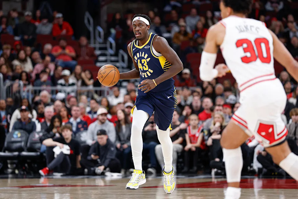 Apr 1, 2026; Chicago, Illinois, USA; Indiana Pacers forward Pascal Siakam (43) brings the ball up court against the Chicago Bulls during the first half at United Center. Mandatory Credit: Kamil Krzaczynski-Imagn Images