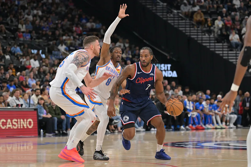 Apr 8, 2026; Inglewood, California, USA; Oklahoma City Thunder center Isaiah Hartenstein (55) and guard Jalen Williams (8) defend Los Angeles Clippers forward Kawhi Leonard (2) in the first half at Intuit Dome. Mandatory Credit: Jayne Kamin-Oncea-Imagn Images