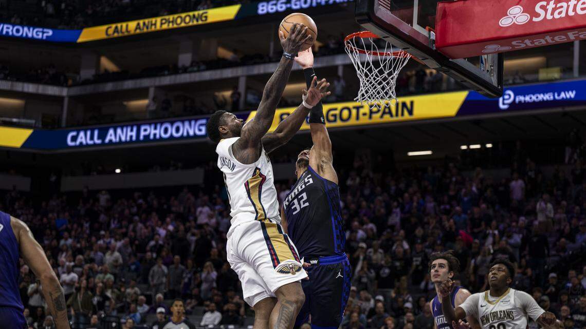 Undrafted rookie swats Zion to seal Kings’ win over Pelicans