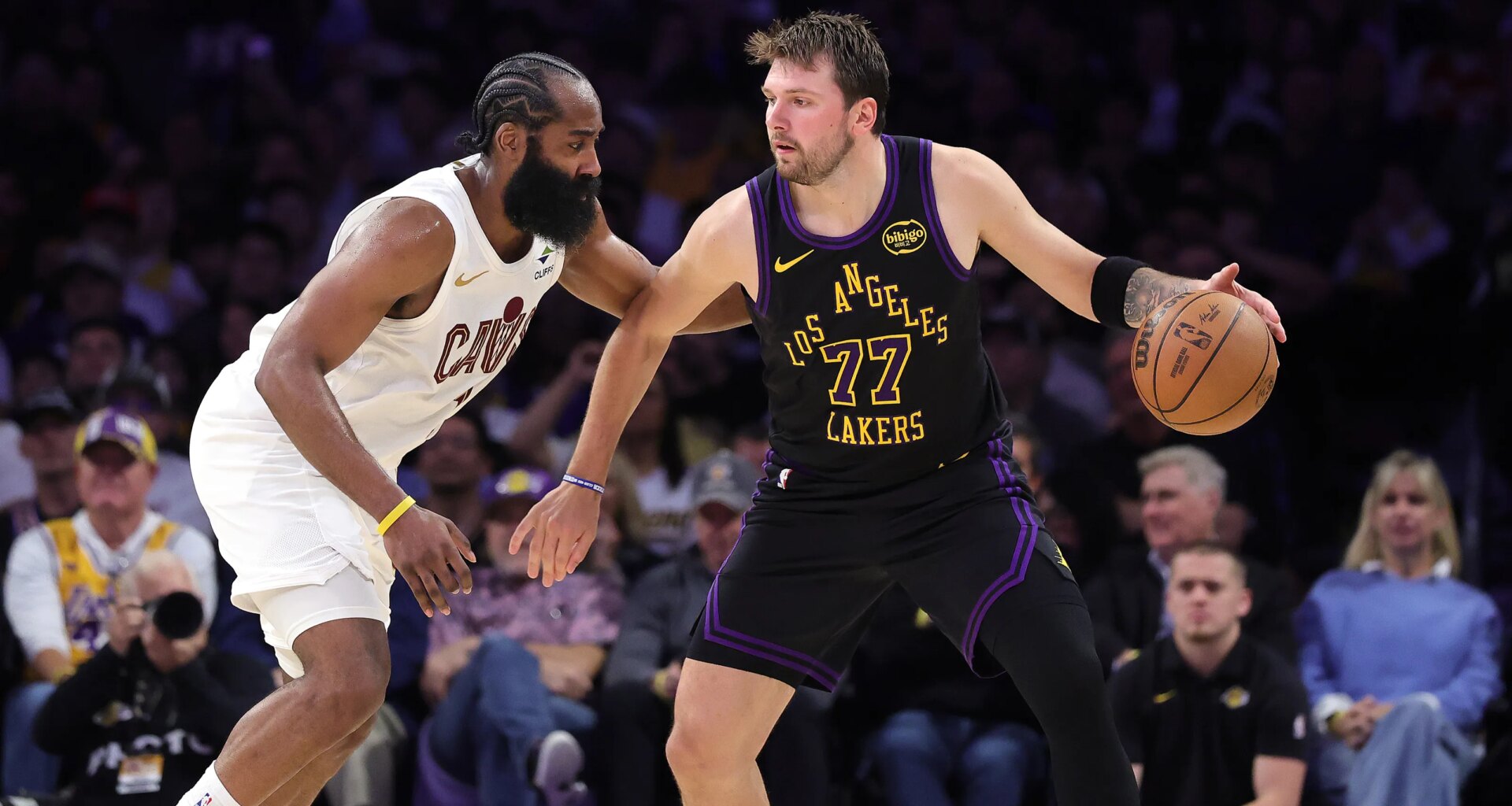 Luka Doncic carries L.A. to big win over Cavs