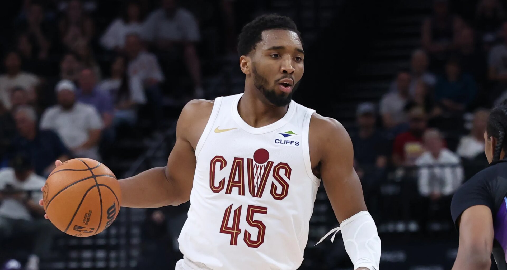 Cavaliers at Warriors odds, picks and predictions