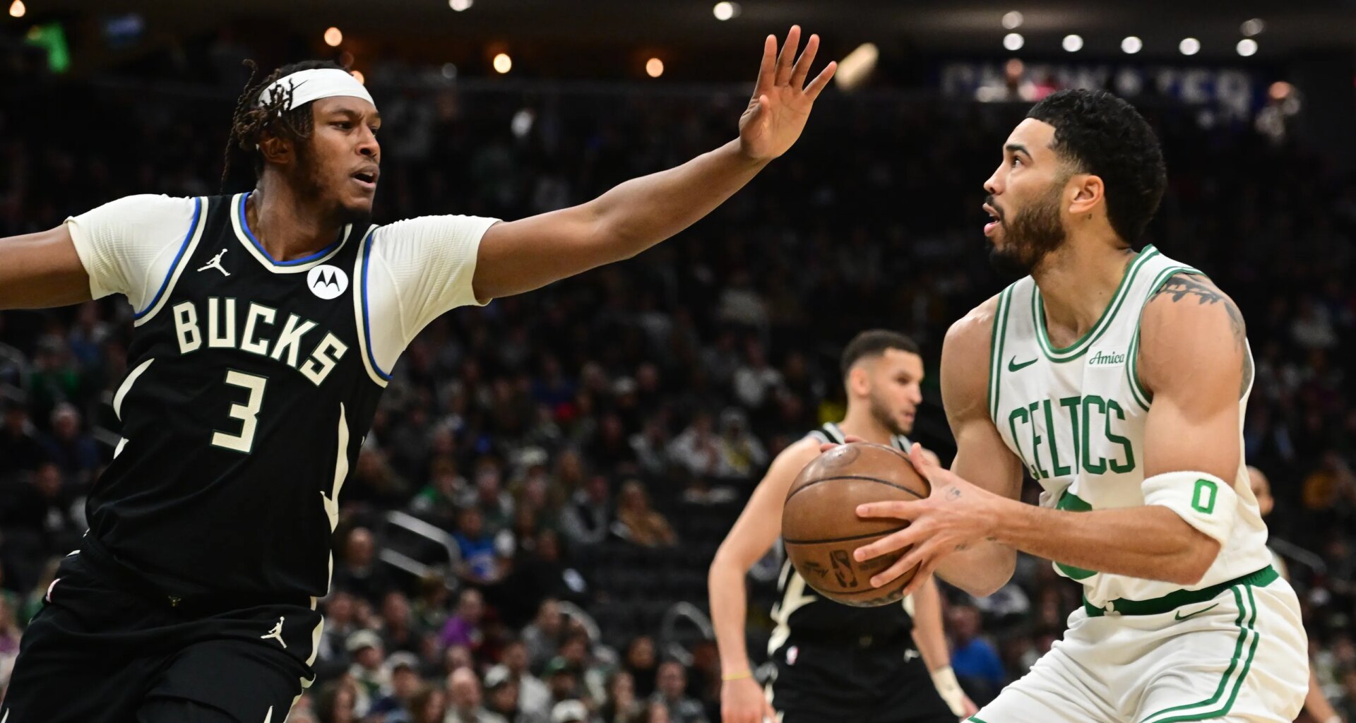 Celtics use another big first quarter to lead blowout over Bucks
