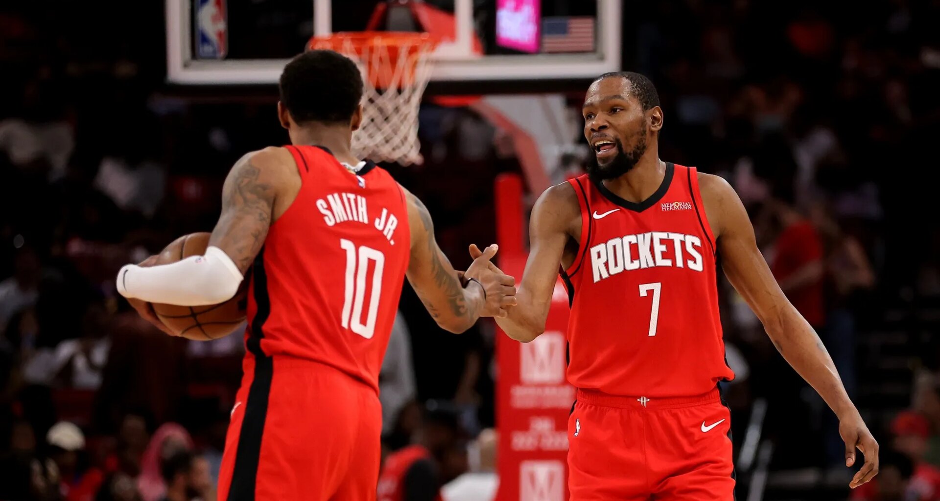 For first time since November, Rockets (48-29) win five straight games
