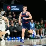 Los Angeles Clippers guard Sean Pedulla (00) runs on the court during the second half against the Milwaukee Bucks at Intuit Dome.