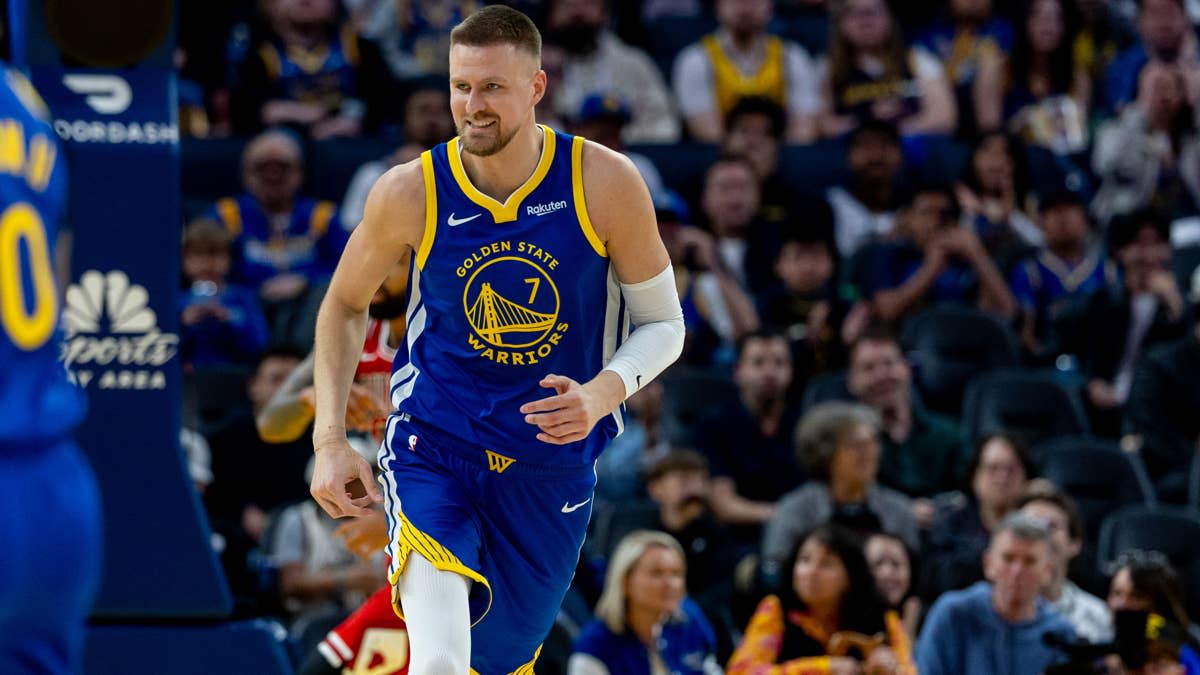 Golden State Warriors center Kristaps Porzingis (7)Bob Kupbens-Imagn Images