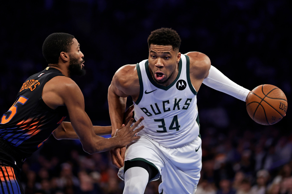 Giannis Antetokounmpo's messy Bucks divorce increases pressure on Knicks