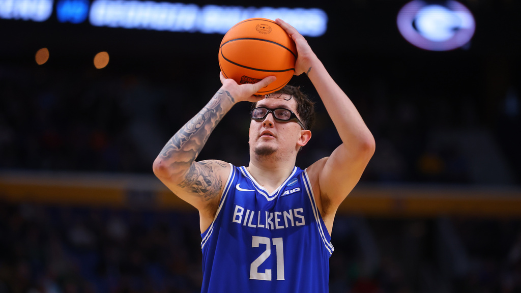 Virginia Tech’s Tobi Lawal, Saint Louis’ Robbie Avila among players committed to PIT – The Virginian-Pilot