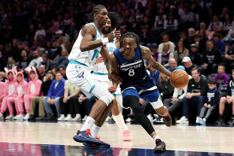 Hyland’s hot hand not enough in Wolves’ loss to Hornets | News, Sports, Jobs