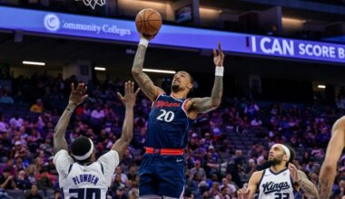 Clippers get back on track with John Collins providing spark off bench – Orange County Register