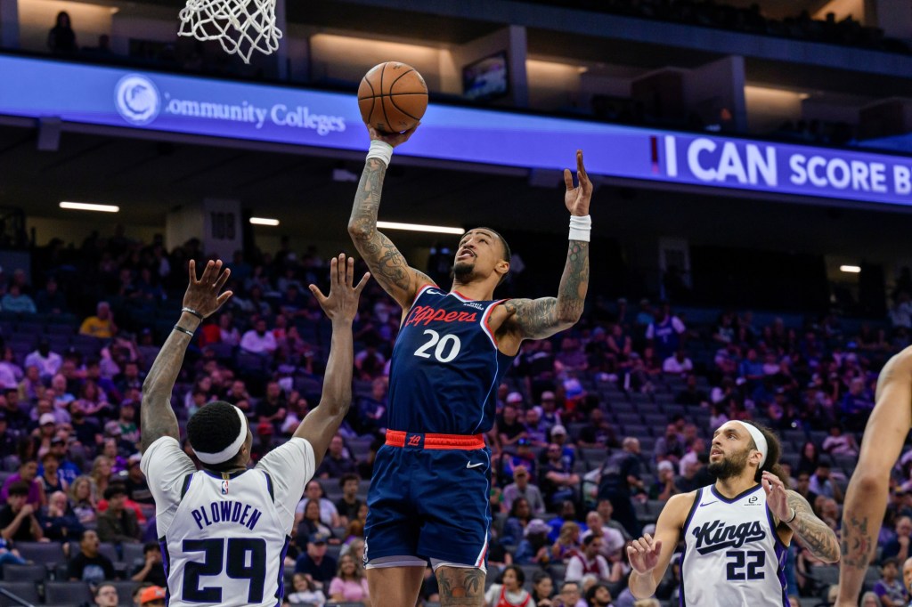 Clippers get back on track with John Collins providing spark off bench – Orange County Register