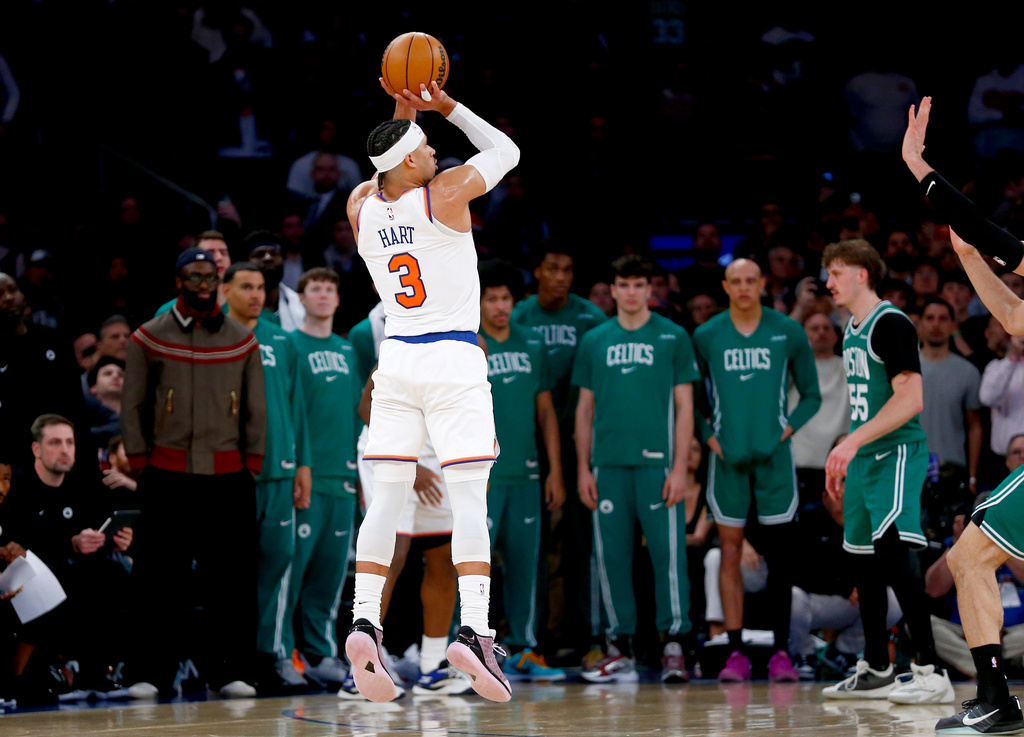 Teams keep leaving Knicks' Josh Hart open — and he keeps hitting