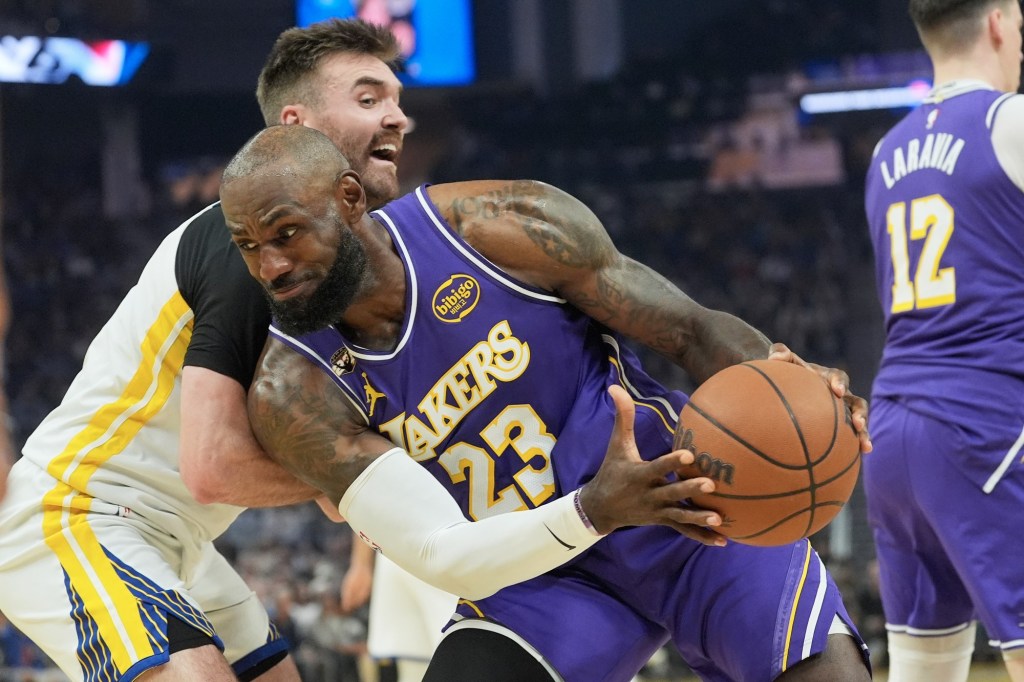 LeBron James, Lakers beat Warriors to halt 3-game skid – Press Telegram