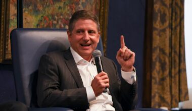 Like father, like son for Jerry and Michael Reinsdorf