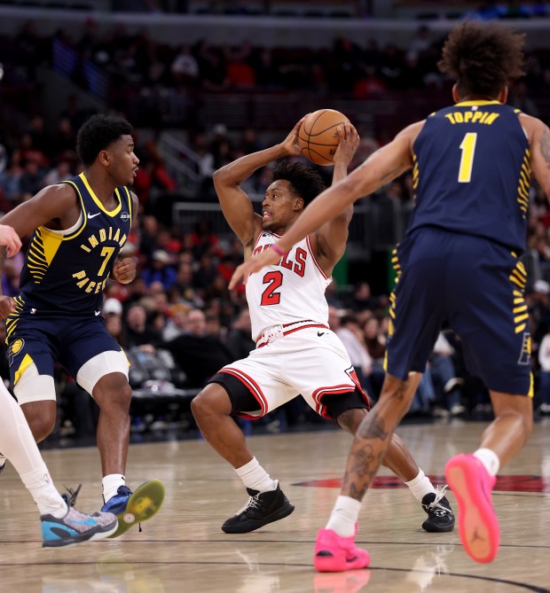 Chicago Bulls guard Collin Sexton (2) looks to make a pass in the second half of a game against the Indiana Pacers at the United Center in Chicago on April 1, 2026. (Chris Sweda/Chicago Tribune)