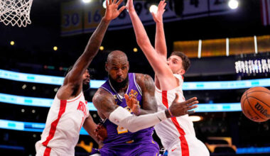 Rockets beat Lakers 99-93 in Game 5, avoiding playoff elimination for the 2nd straight game