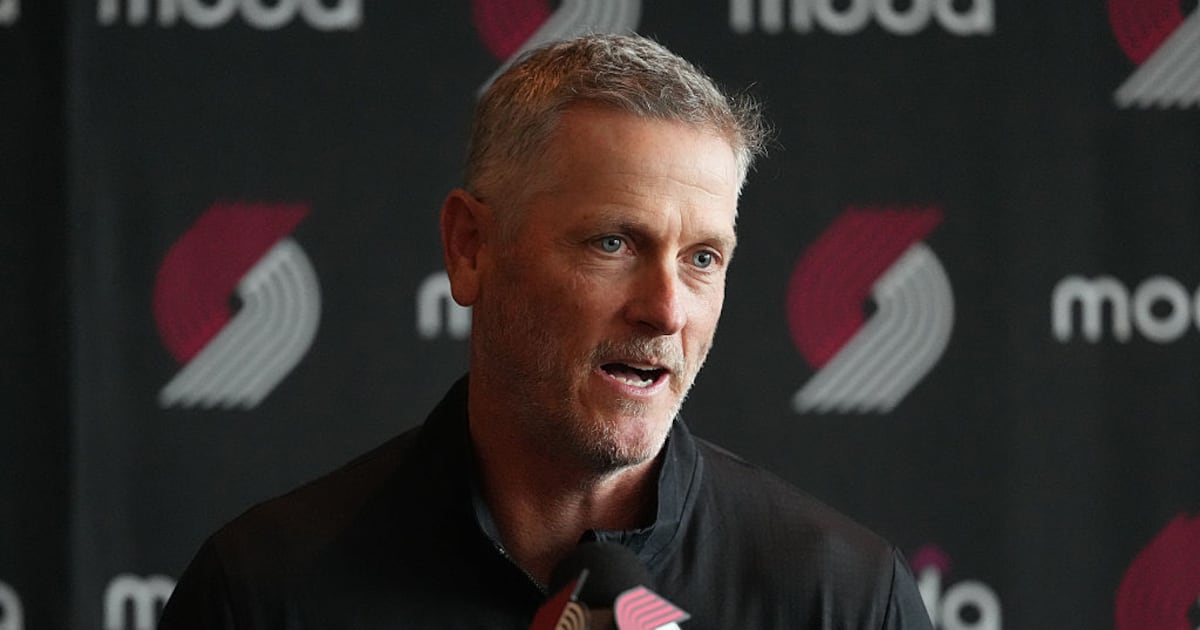 Tom Dundon debuts as Portland Trail Blazers owner, vows improvements