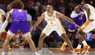 Former Tennessee Guard Signs With the Toronto Raptors