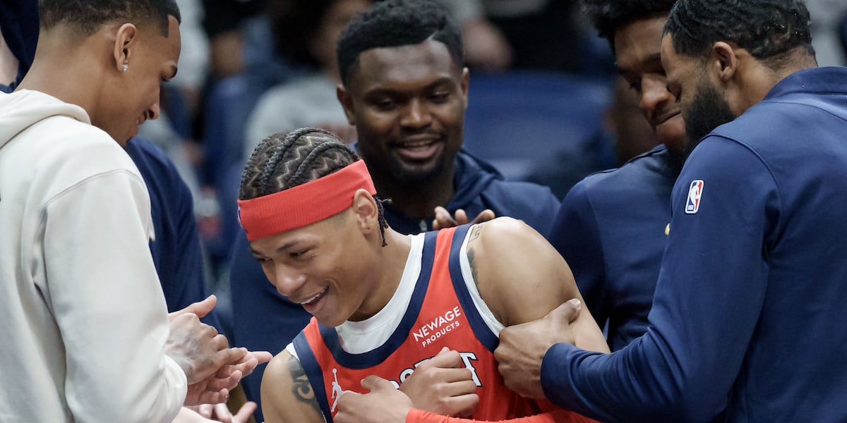 Fears scores rookie-record 40 as Pelicans rout Jazz in season’s home finale, 156-137