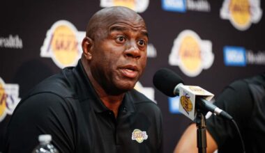NBA Legend Magic Johnson Reacts To Rockets-Lakers Game