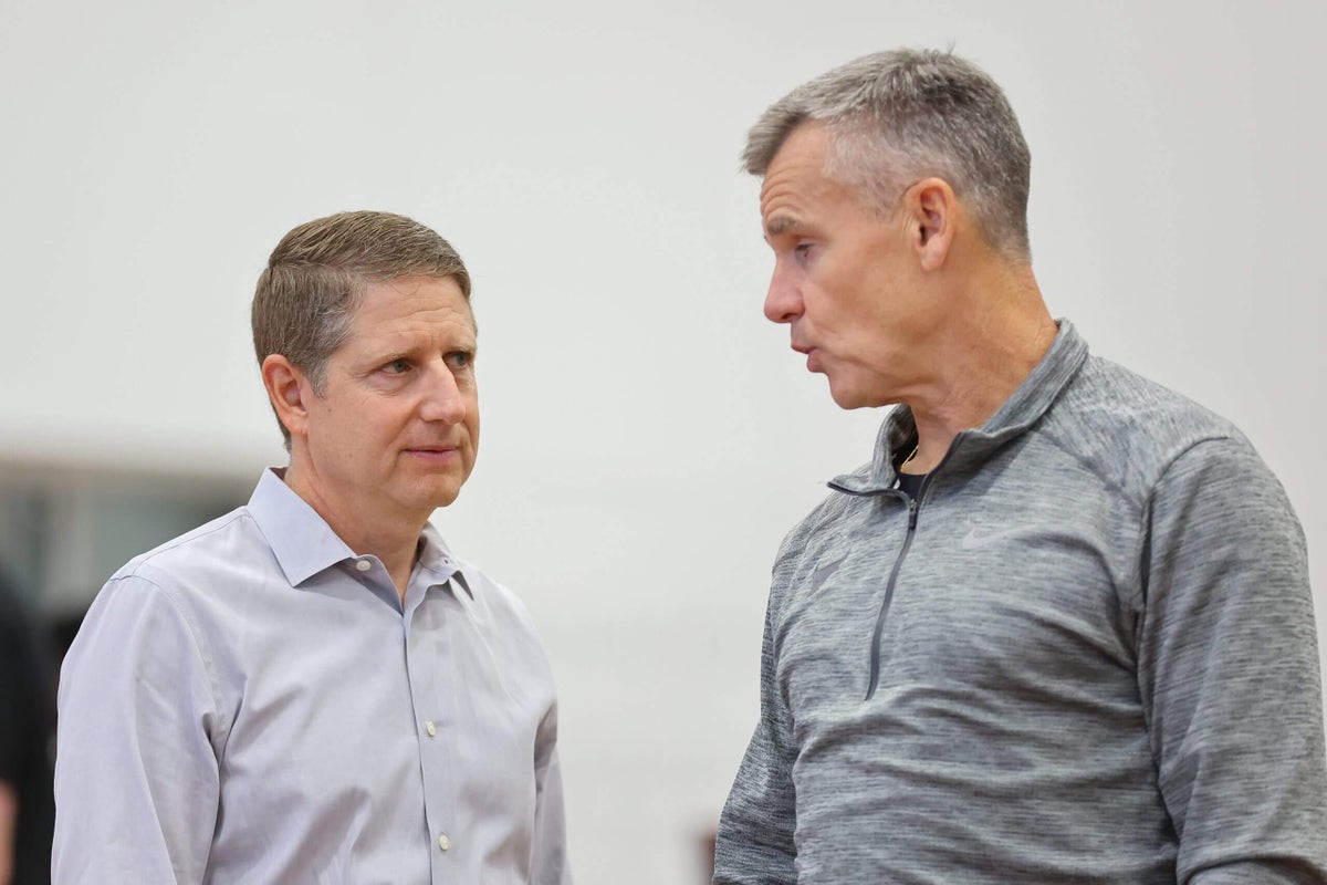 Firing Bulls’ front office was easy decision. Can Reinsdorfs find a way out of malaise?