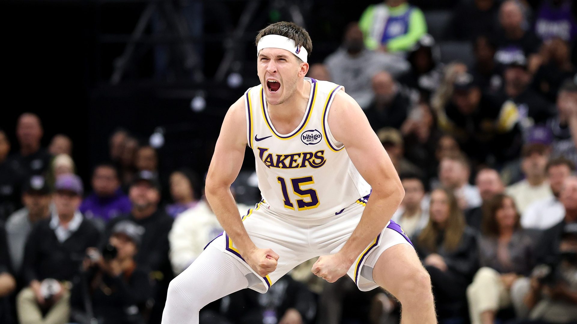 Austin Reaves celebrates during Lakers game as injury update suggests possible playoff return