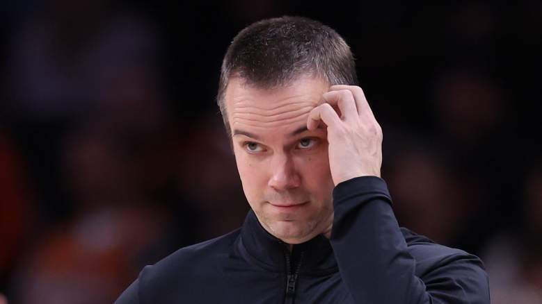 Head coach Jordan Ott of the Phoenix Suns will have less frontcourt option against the Golden State Warriors