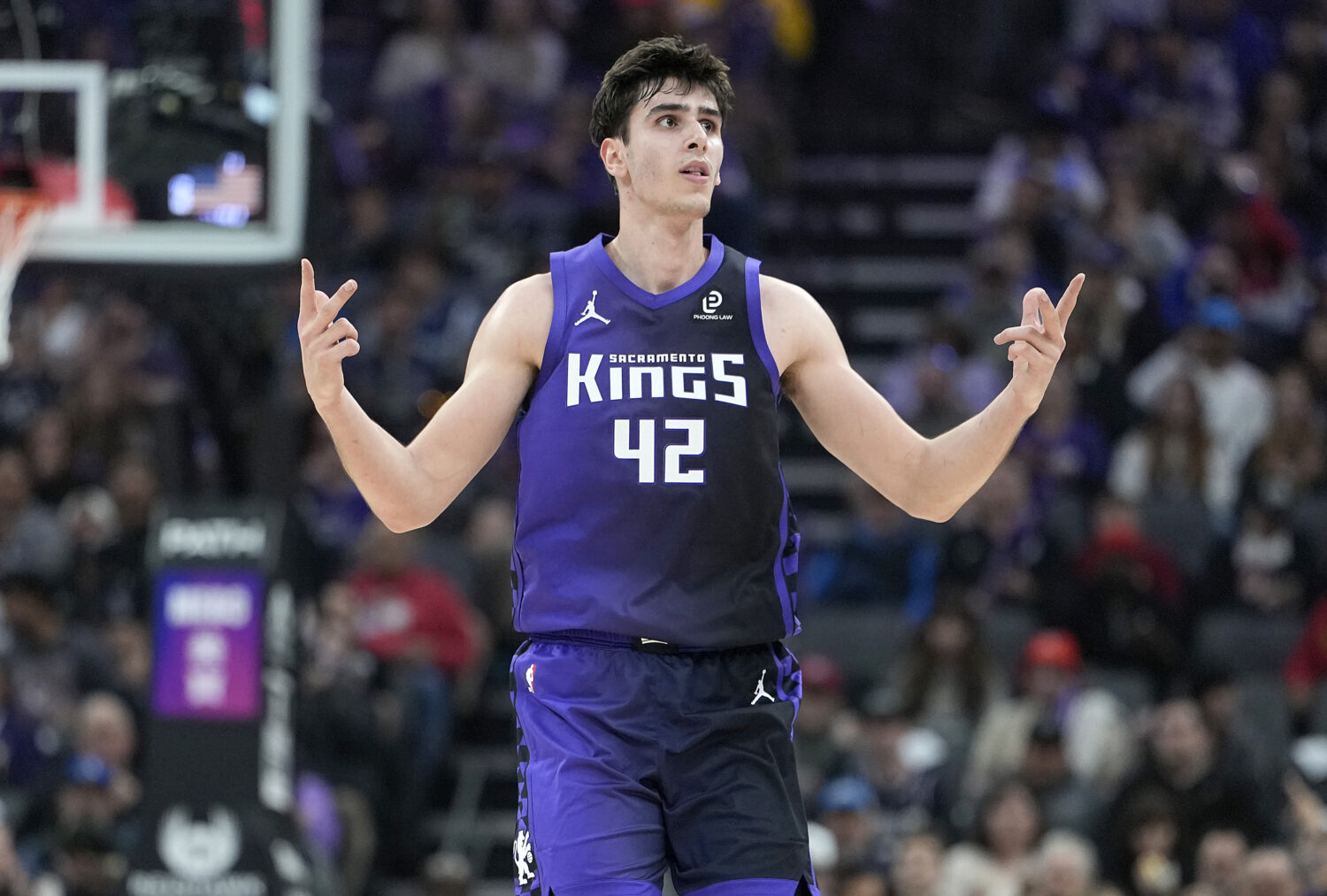 Maxime Raynaud named NBA Rookie of the Month