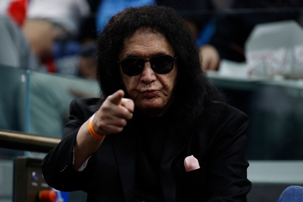 Readers sound off on Gene Simmons, fossil fuel dependence and crosswords