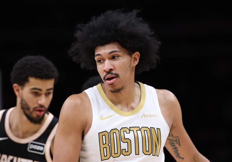 Celtics' Ron Harper Jr. Gets Emotional Reaction After Signing NBA Contract