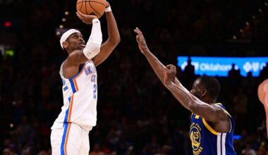 Shai Gilgeous-Alexander wins NBA Clutch Player of the Year, beating out Anthony Edwards