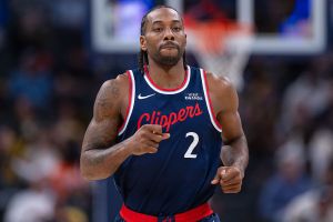 INDIANAPOLIS, INDIANA - MARCH 27: Kawhi Leonard #2 of the LA Clippers jogs up the court during the game against the Indiana Pacers at Gainbridge Fieldhouse on March 27, 2026 in Indianapolis, Indiana. NOTE TO USER: User expressly acknowledges and agrees that, by downloading and or using this photograph, User is consenting to the terms and conditions of the Getty Images License Agreement. (Photo by Michael Hickey/Getty Images)