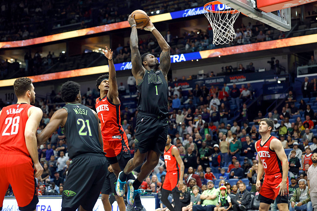 NEW ORLEANS, LOUISIANA - MARCH 29: Zion Williamson #1 of the New Orleans Pelicans dunks during the first half of a game at Smoothie King Center on March 29, 2026 in New Orleans, Louisiana. NOTE TO USER: User expressly acknowledges and agrees that, by downloading and or using this photograph, User is consenting to the terms and conditions of the Getty Images License Agreement. (Photo by Tyler Kaufman/Getty Images)