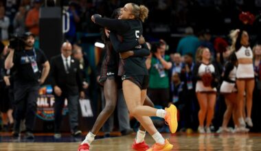 South Carolina hands UConn first loss, reaches 4th NCAA final in 5 years