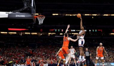 UConn ousts Illinois in Final Four, will play for third national championship in 4 years