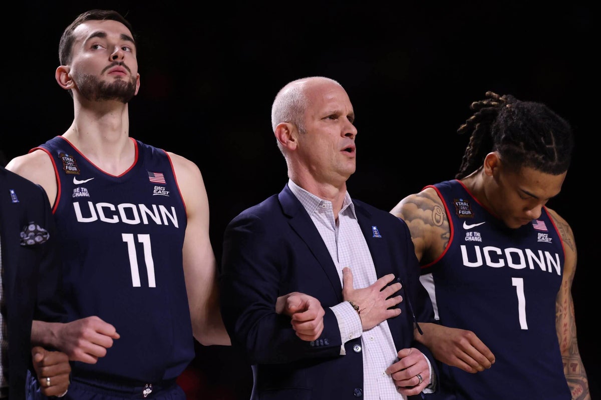 A chapter of UConn basketball is closing, but Dan Hurley ensures Huskies will endure
