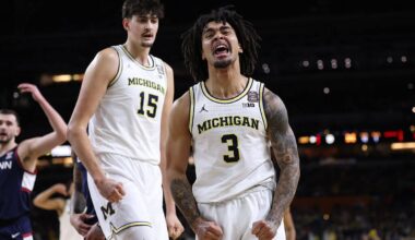 Michigan fights off UConn to win first national championship since 1989