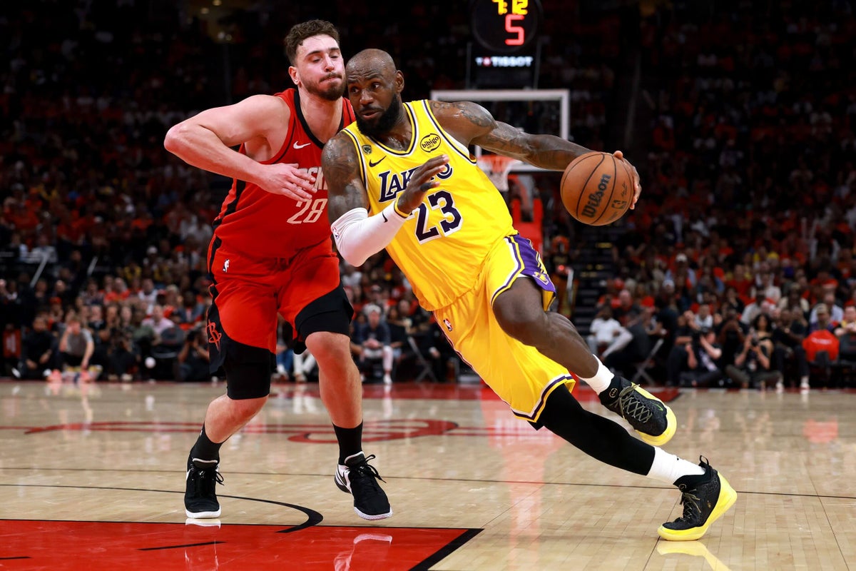 2026 NBA playoffs first-round series odds: Lakers go for sweep, but Rockets are favored