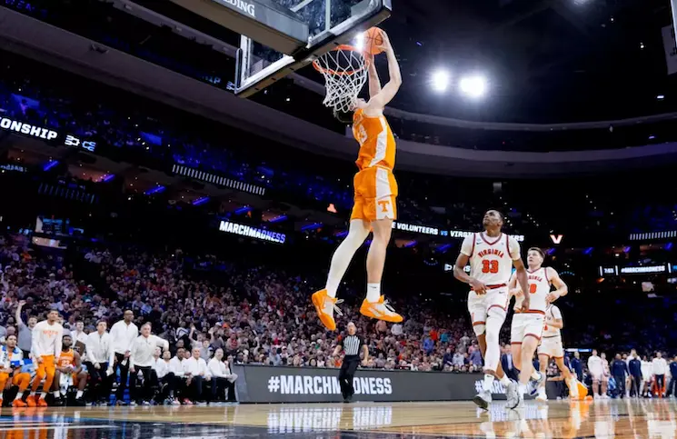 Tennessee Basketball Starting Forward Entering Transfer Portal