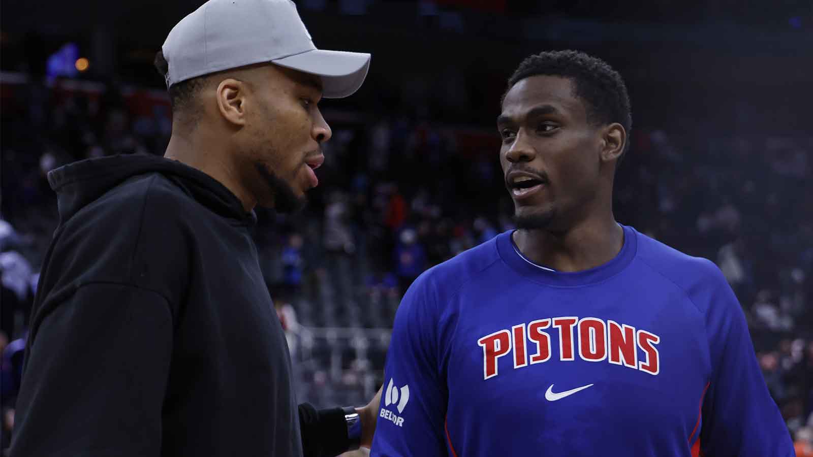Milwaukee Bucks forward Giannis Antetokounmpo speaks with Detroit Pistons center Jalen Duren after the game at Little Caesars Arena. 