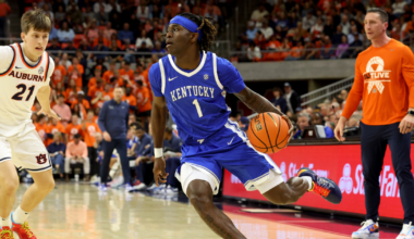 Feb 21, 2026; Auburn, Alabama, USA; Kentucky Wildcats guard Denzel Aberdeen (1) runs a play against the Auburn Tigers during the first half at Neville Arena. Mandatory Credit: John Reed-Imagn Images