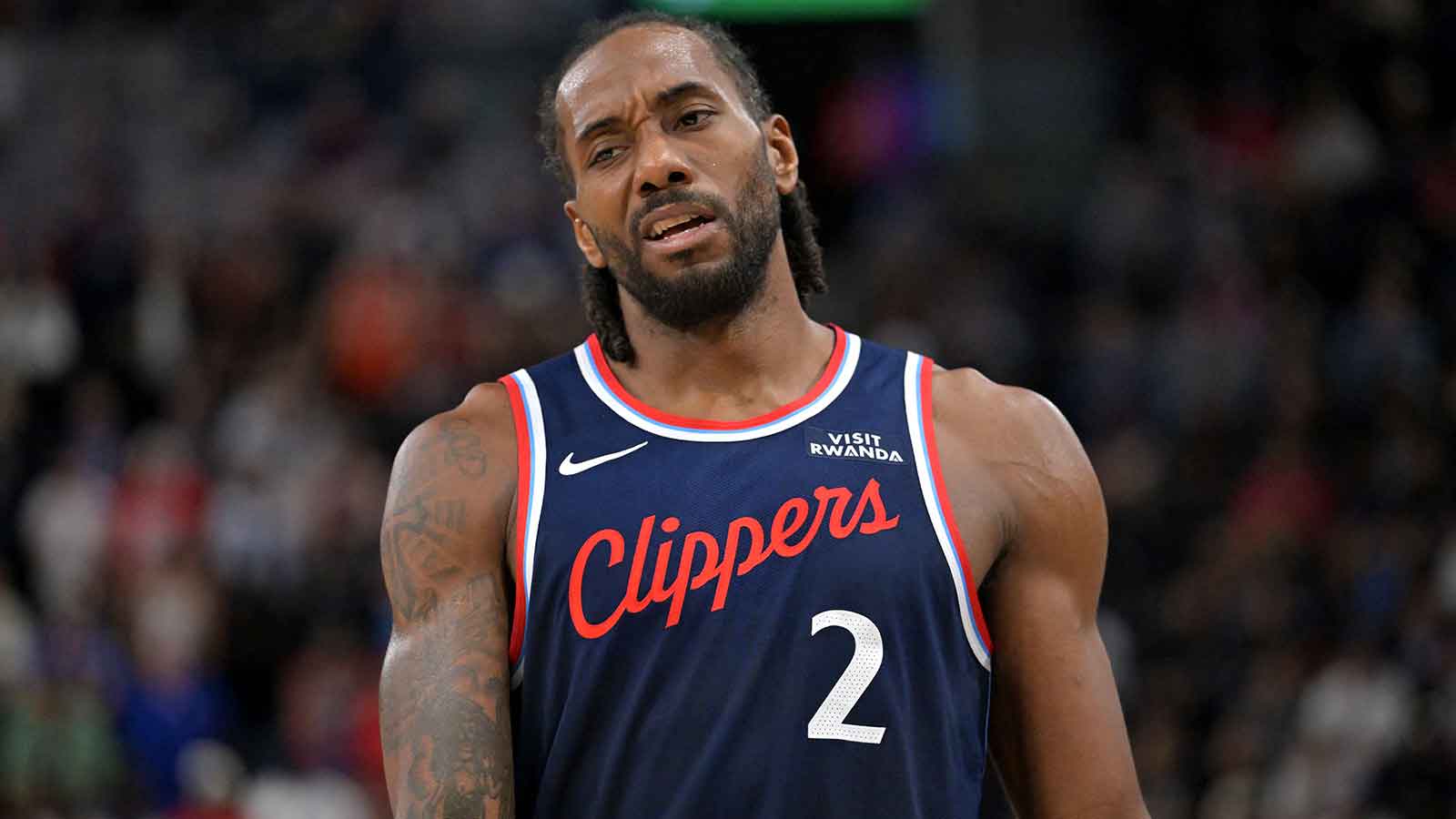 Los Angeles Clippers forward Kawhi Leonard (2) reacts after a missed basket in the second half against the Oklahoma City Thunder at Intuit Dome.