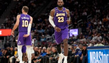 LeBron James Takes Over Offensively Against Warriors