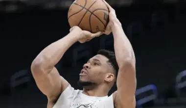 Why Lakers fans are freaking out after Giannis Antetokounmpo's recent 'I don't like L.A.' comment image