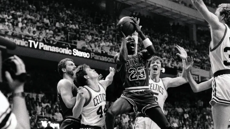 SN Archive (1986): Michael Jordan's 63-point playoff game included a missed clutch shot that nobody remembers image