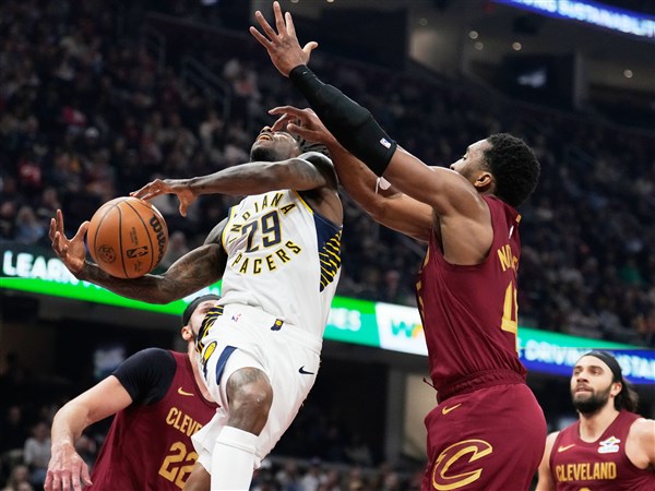 Donovan Mitchell scores 38 points, playoff-bound Cavaliers beat Pacers 117-108