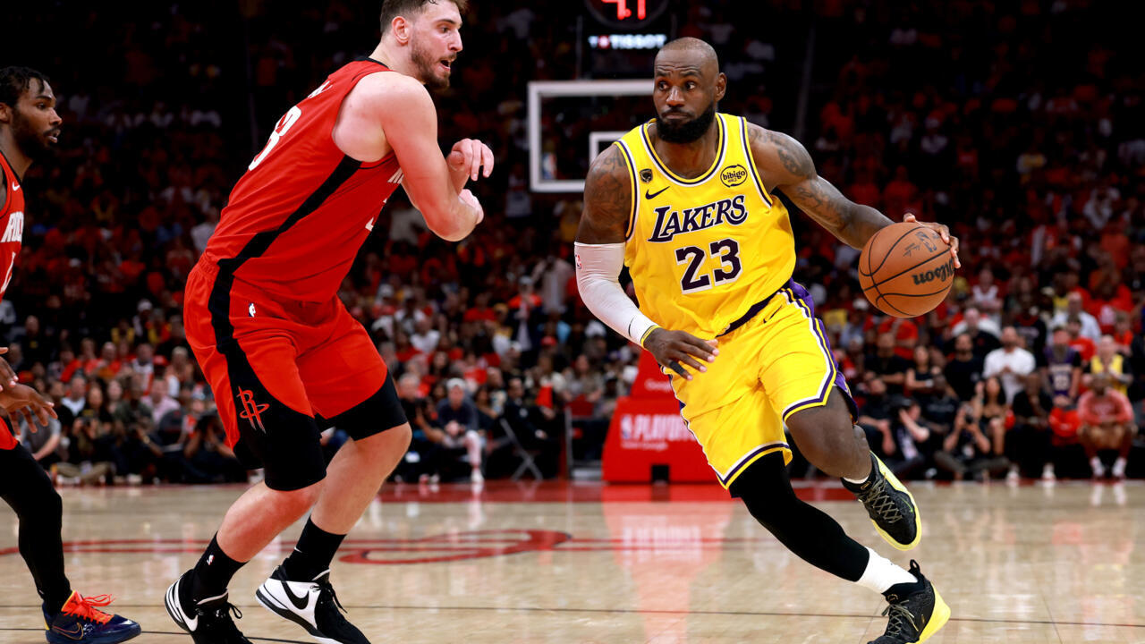 Lakers down Rockets in overtime for 3-0 series lead, Celtics hold off Sixers