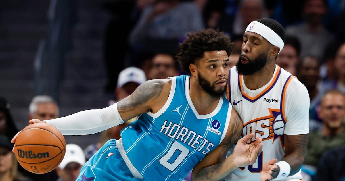 Miles Bridges scores 25, Kon Knueppel sets Hornets record for threes in a season in rout of Suns