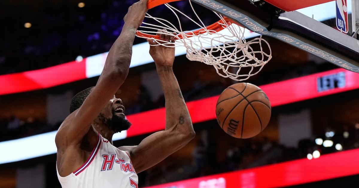 Sheppard scores 27 points in Houston Rockets' win over Milwaukee Bucks