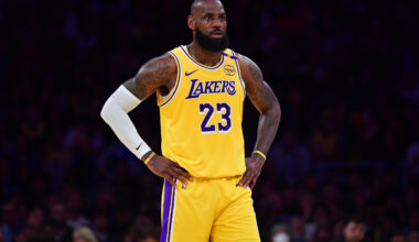 Los Angeles Lakers vs Golden State Warriors Odds, Picks & Predictions